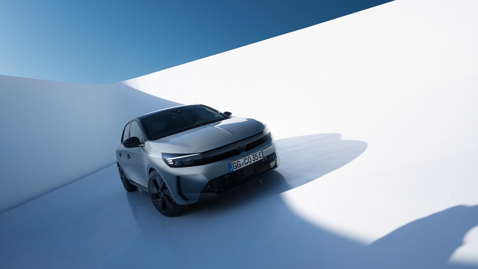 Vehicle Feature Picture