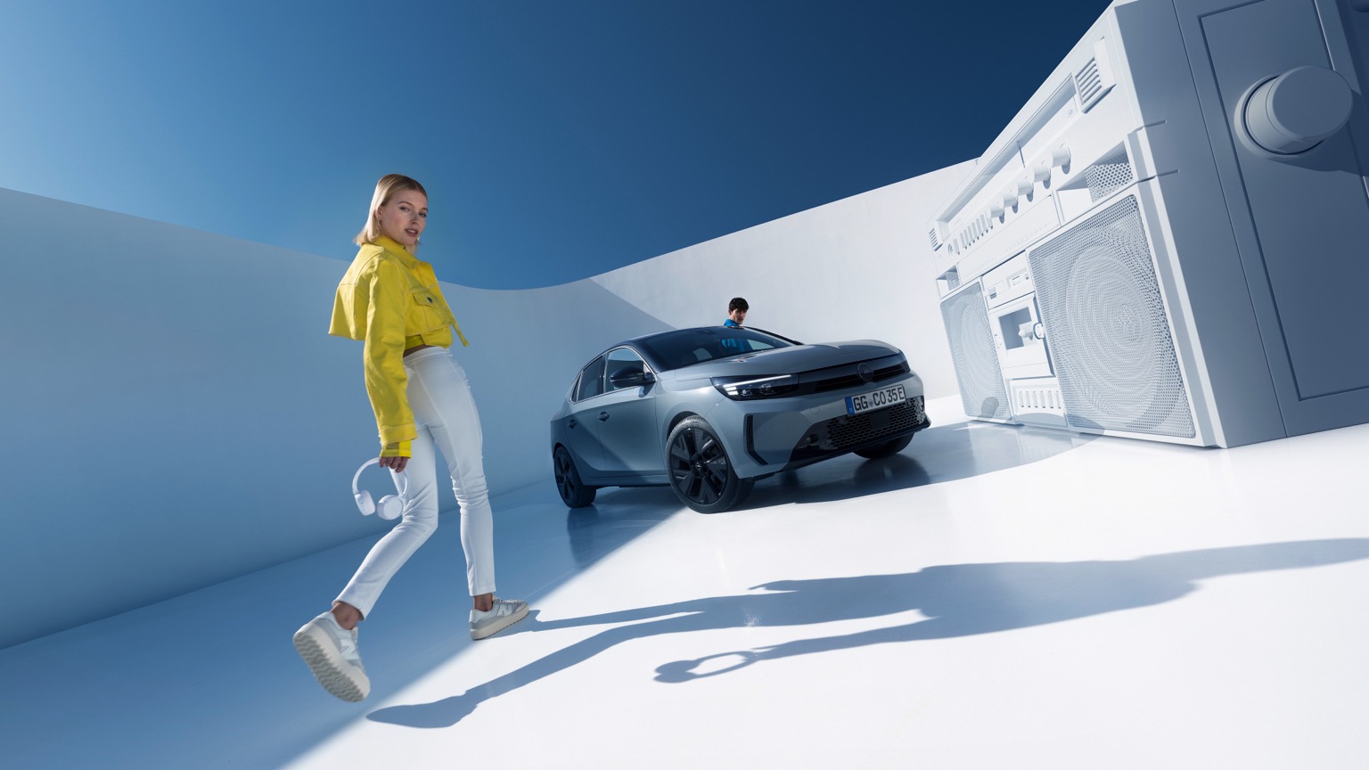 Vehicle Feature Picture