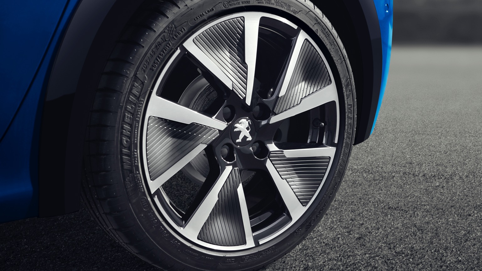 Vehicle Feature Picture