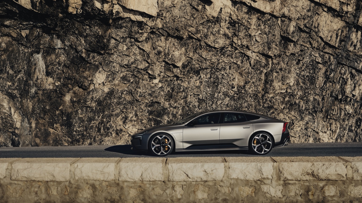 Vehicle Feature Picture