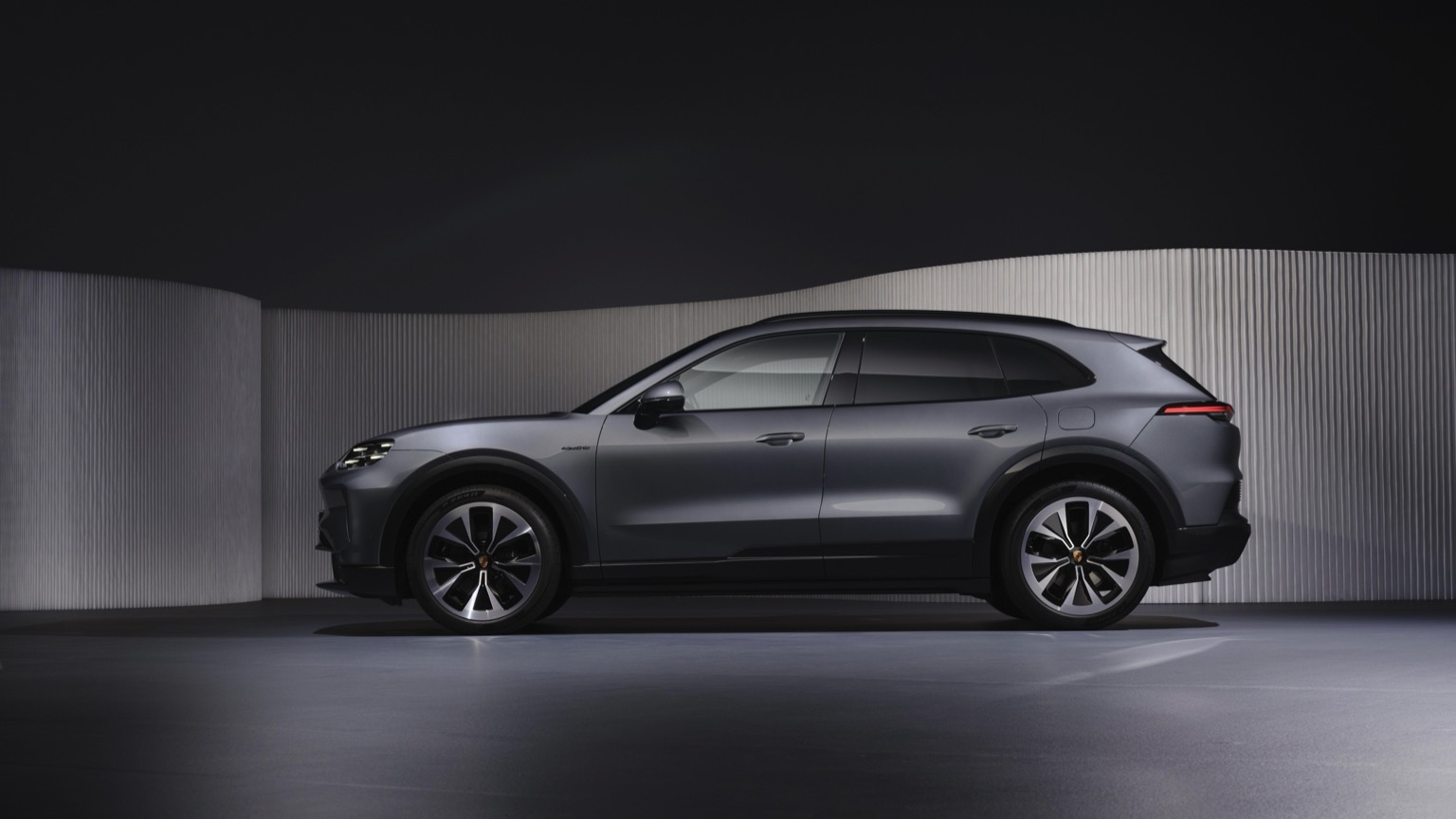 Vehicle Feature Picture