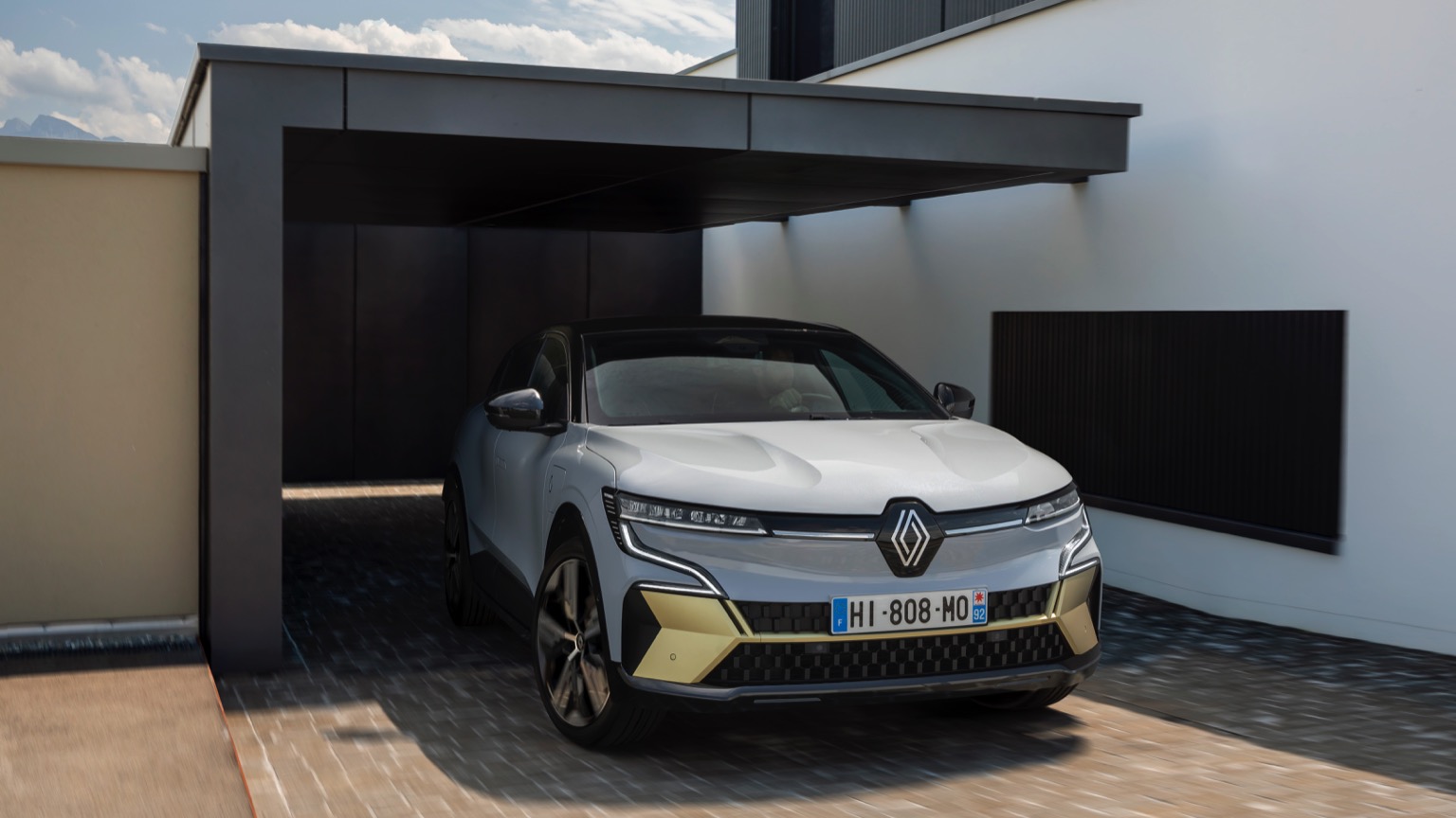 Vehicle Feature Picture