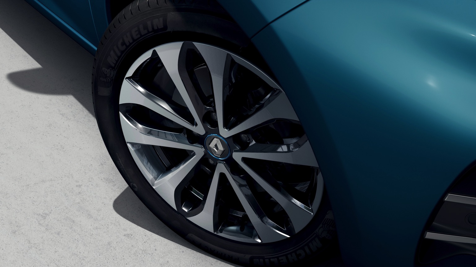 Vehicle Feature Picture