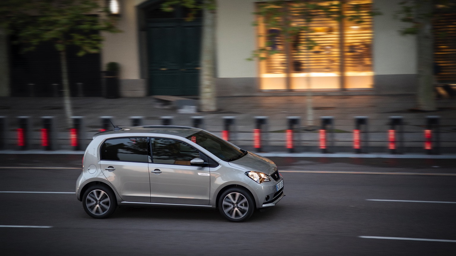 Vehicle Feature Picture