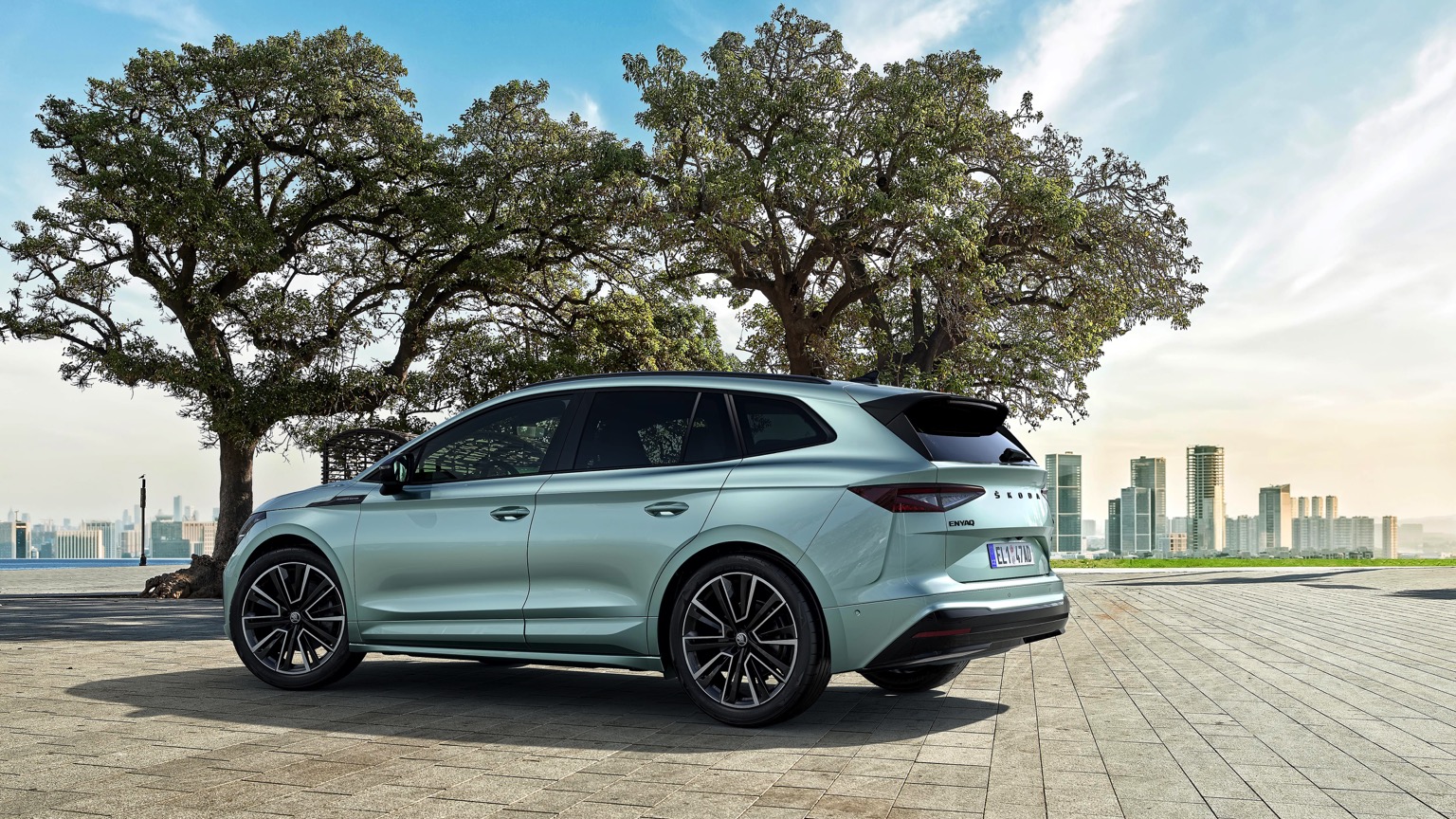 Vehicle Feature Picture