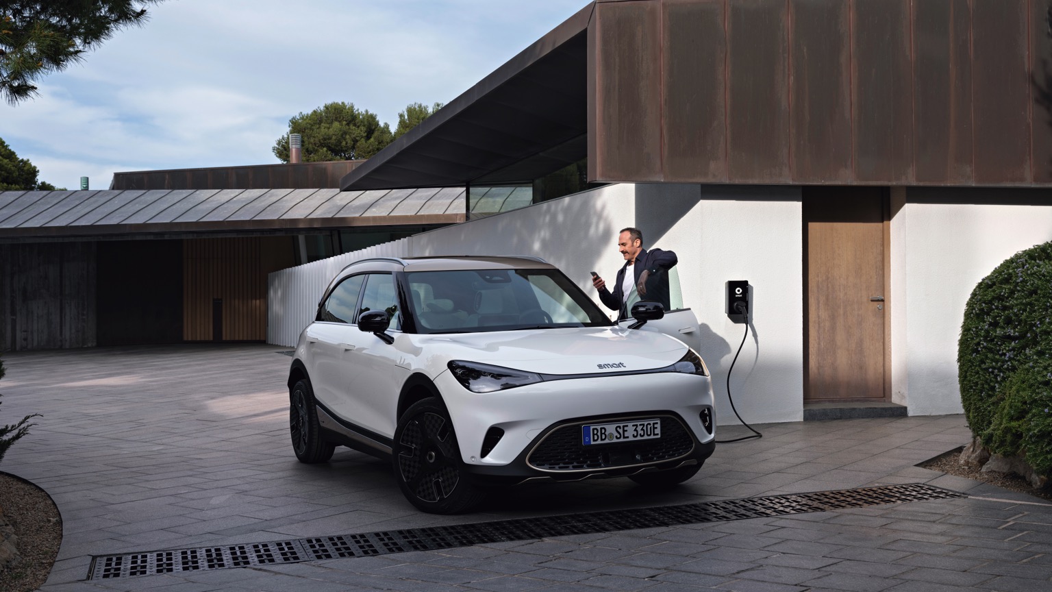 Vehicle Feature Picture