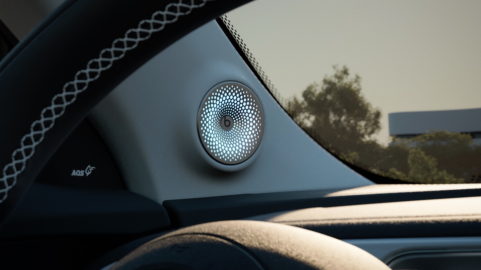 Vehicle Feature Picture