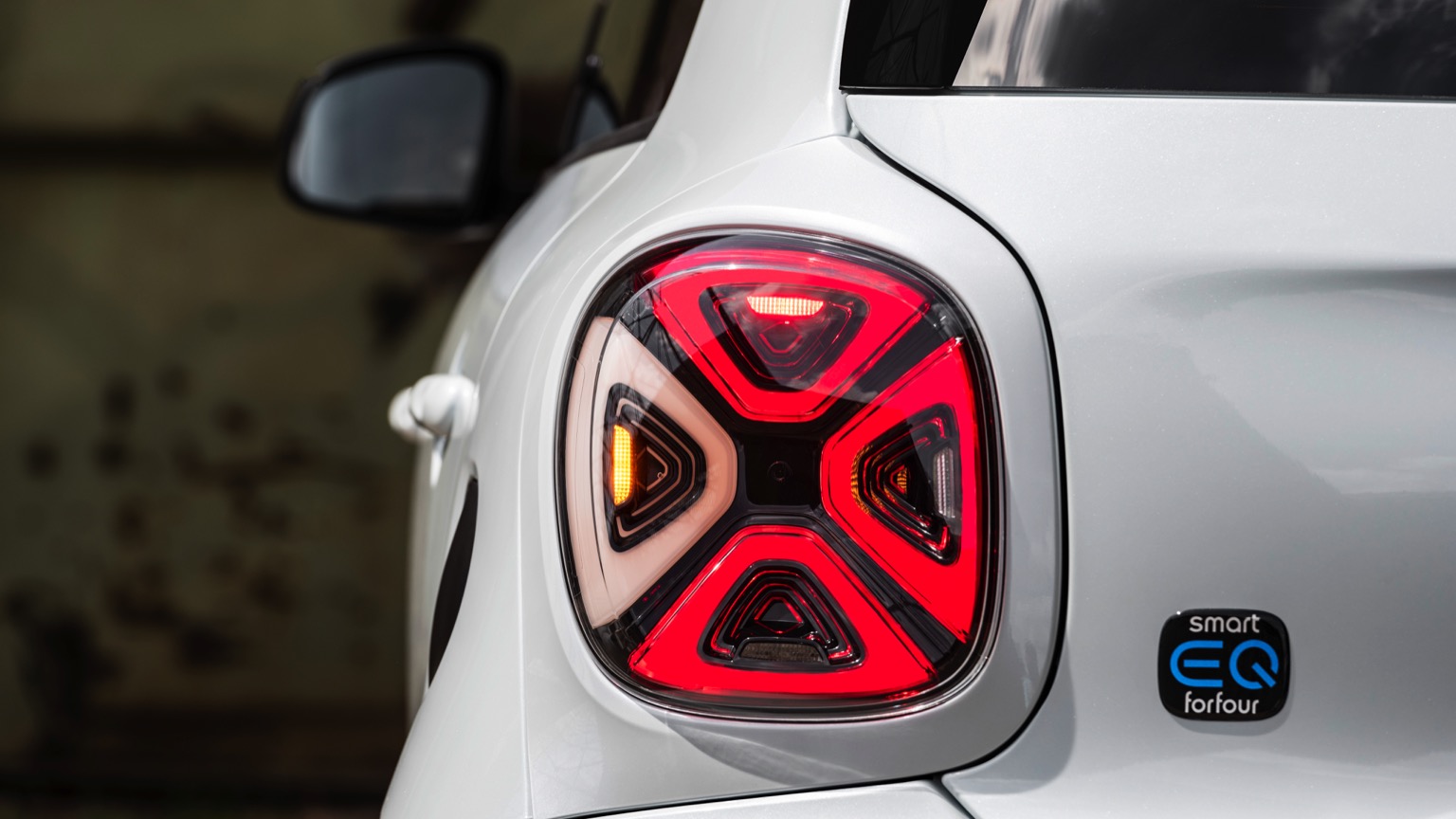 Vehicle Feature Picture