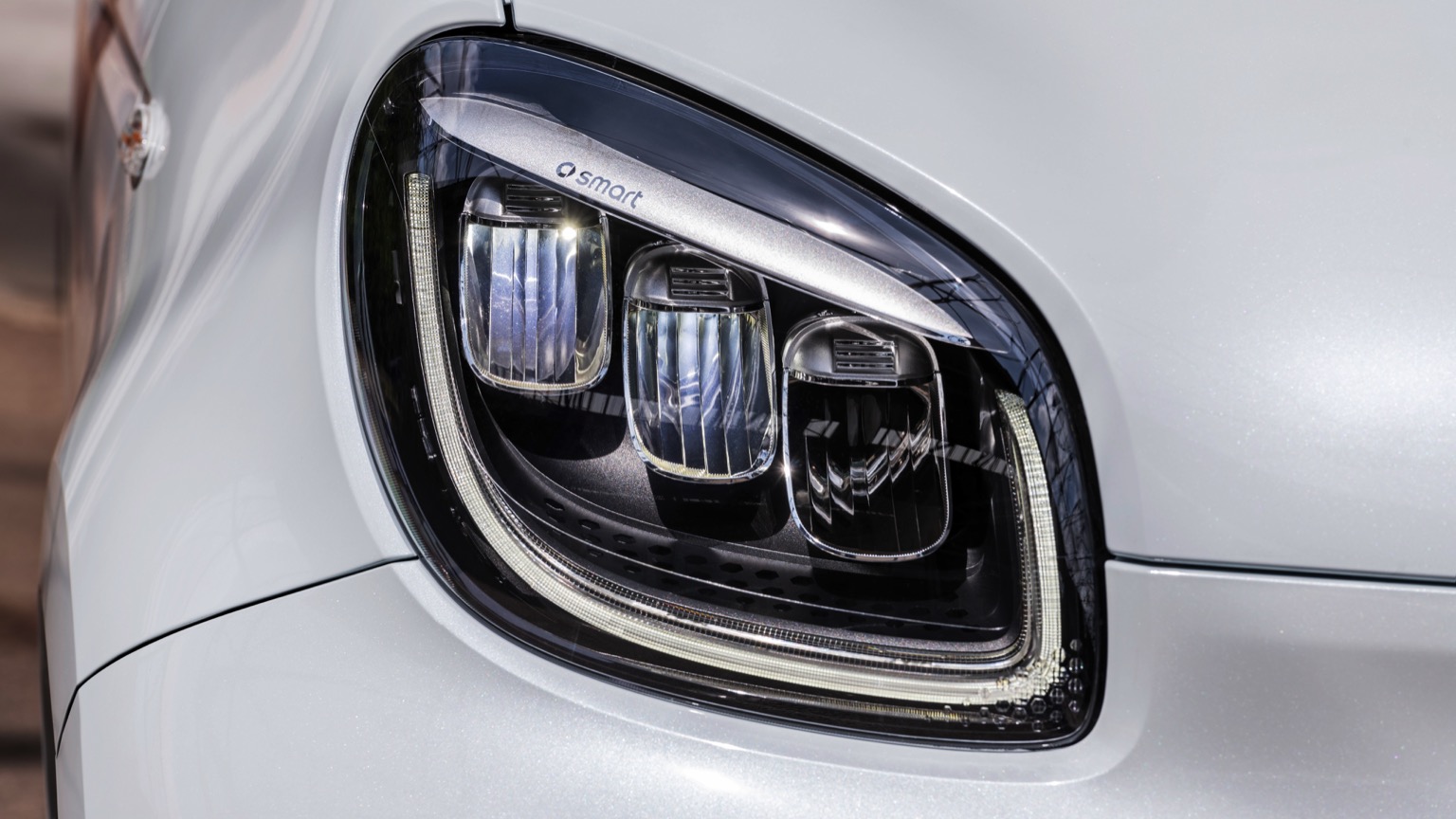 Vehicle Feature Picture