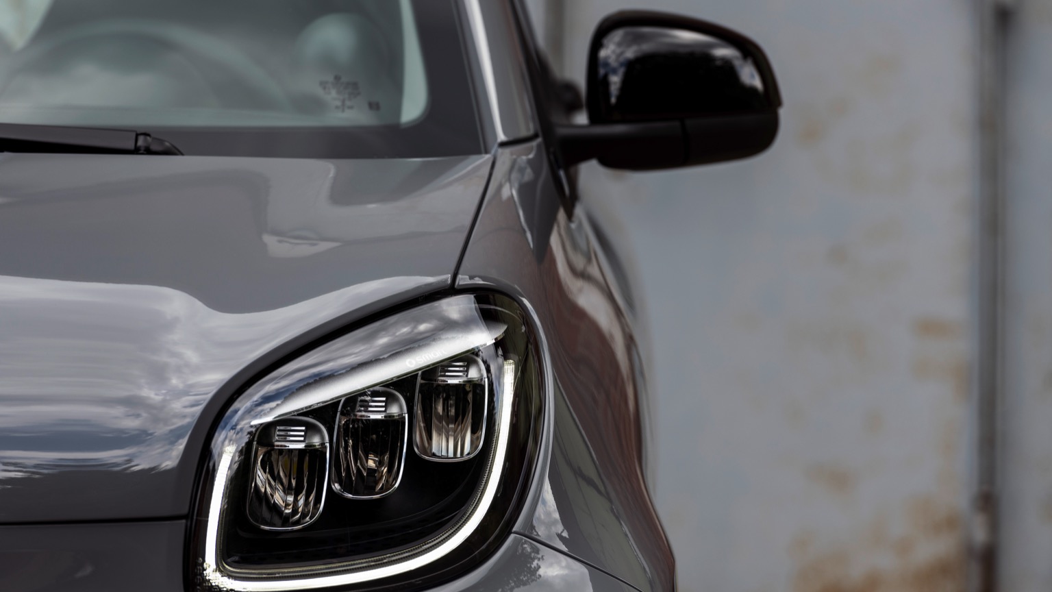 Vehicle Feature Picture