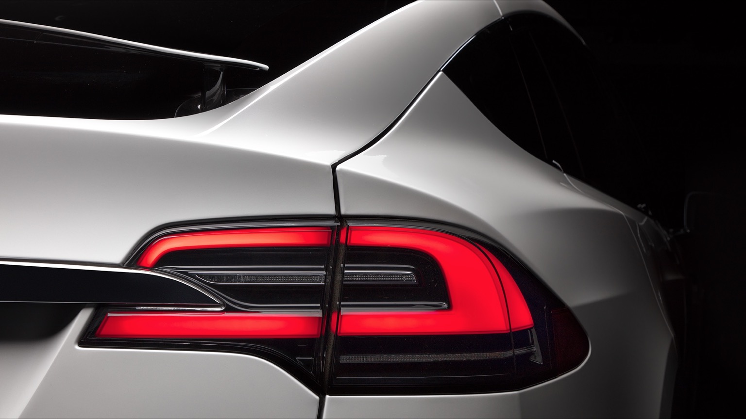 Vehicle Feature Picture