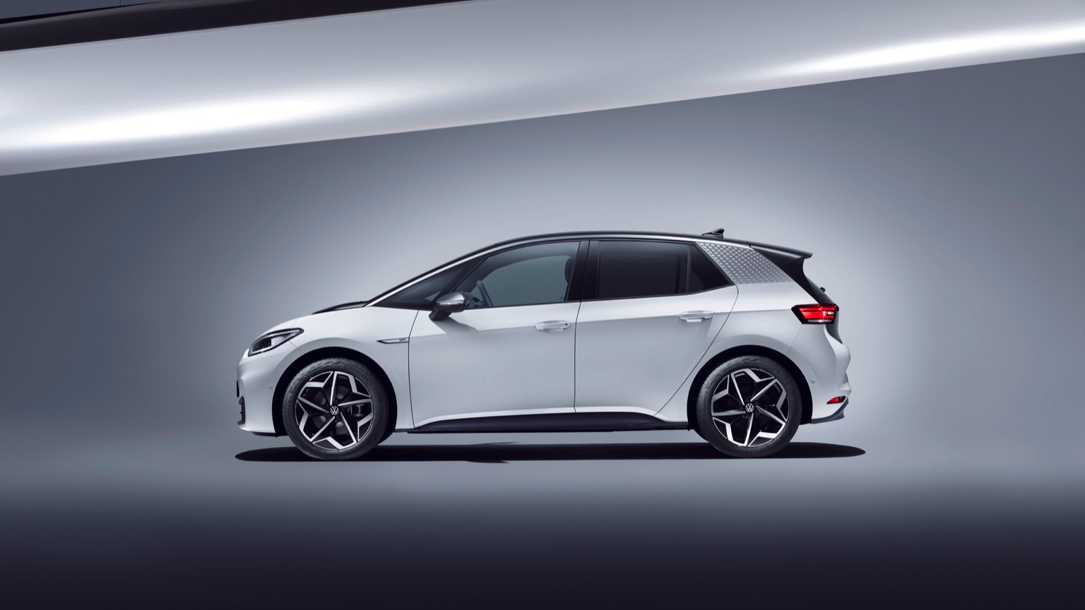 Vehicle Feature Picture