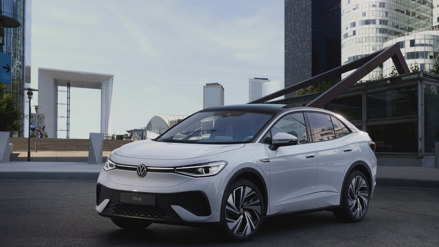 Vehicle Feature Picture