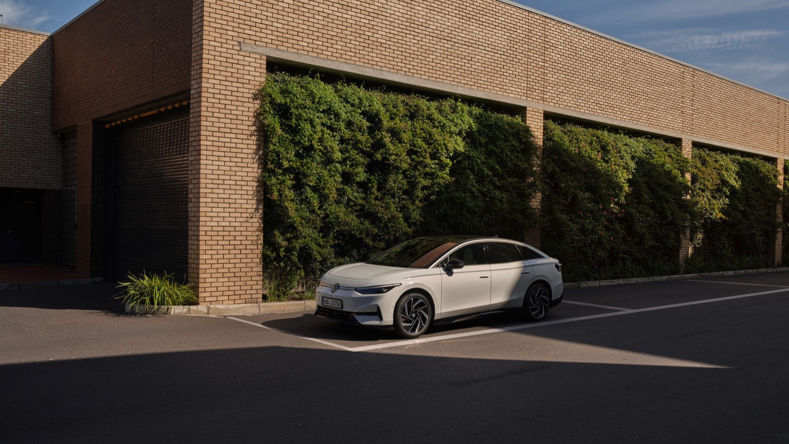 Vehicle Feature Picture