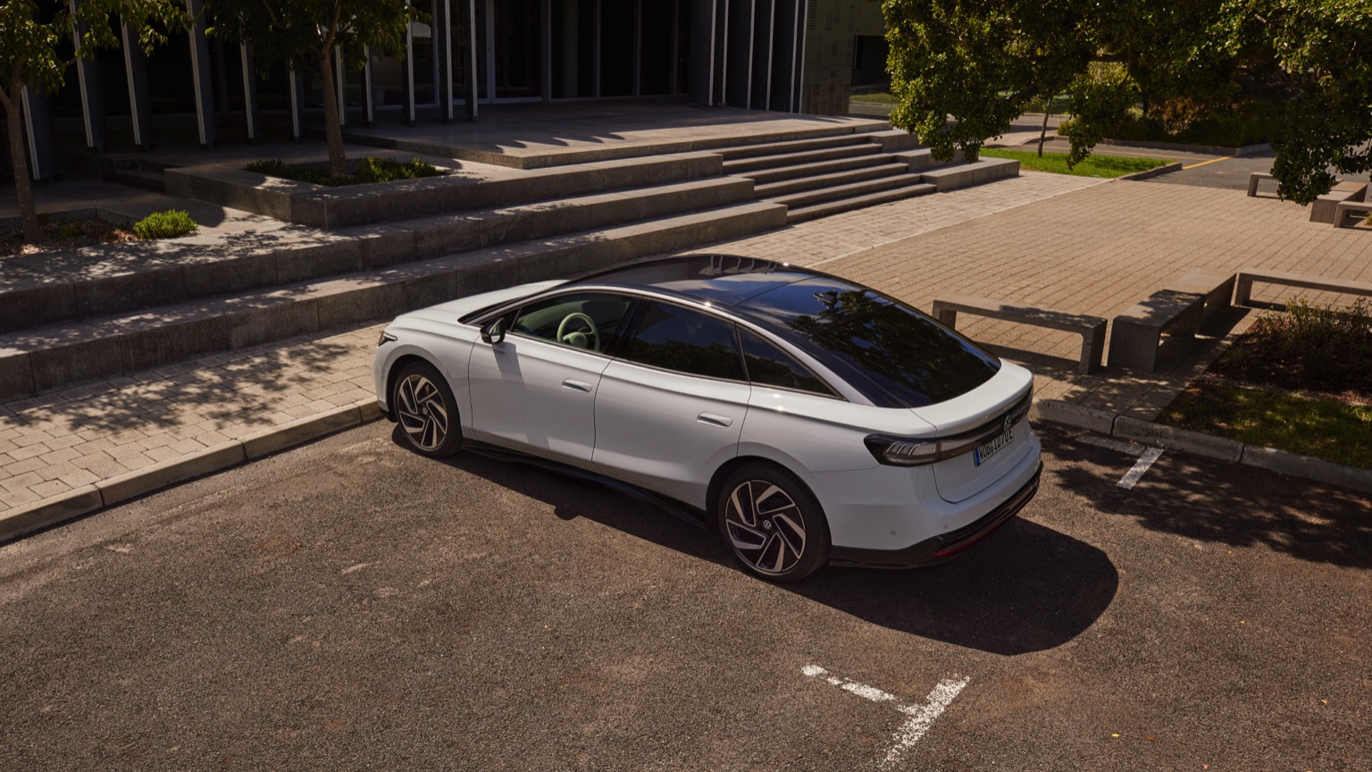 Vehicle Feature Picture