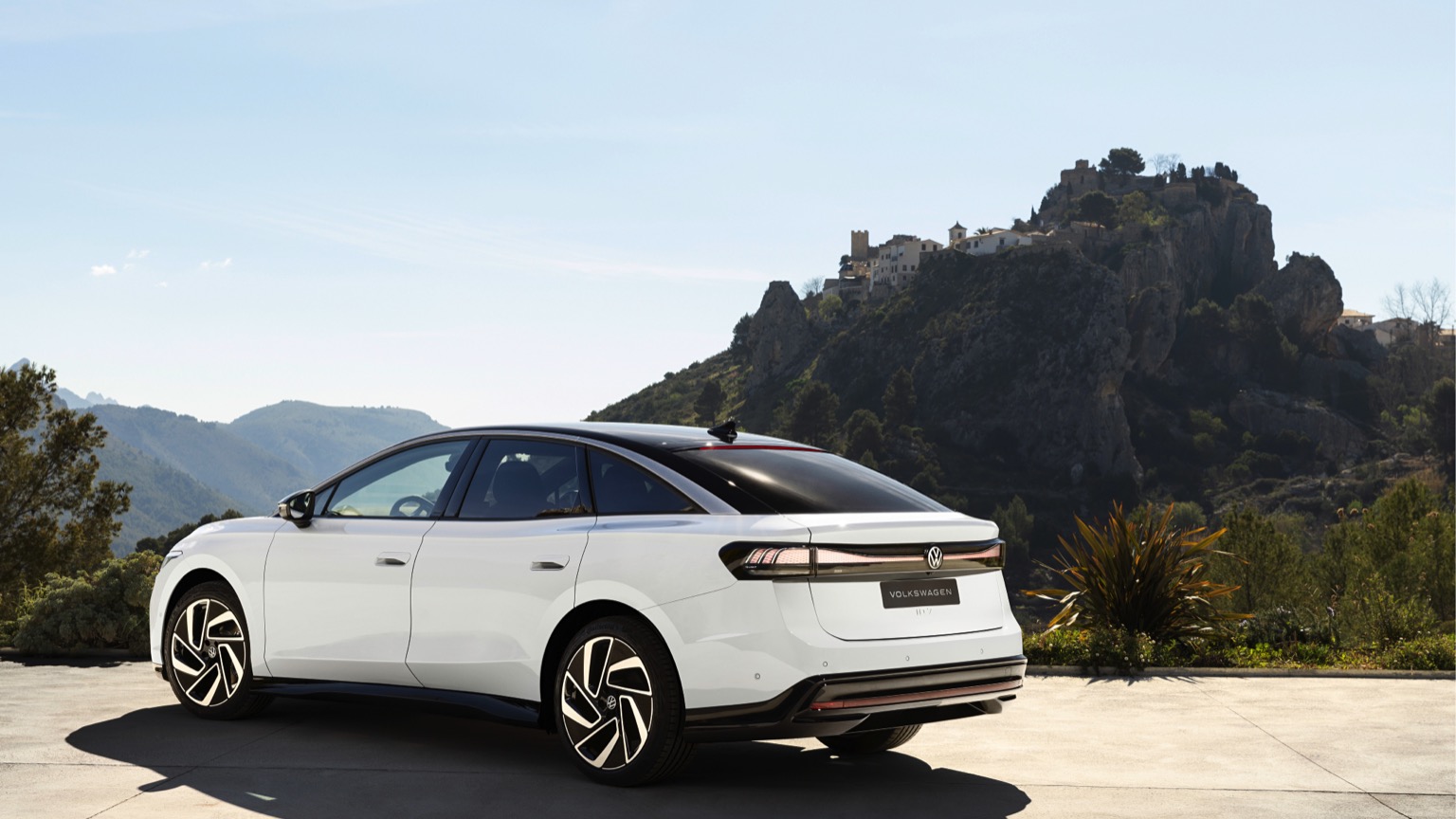 Vehicle Feature Picture