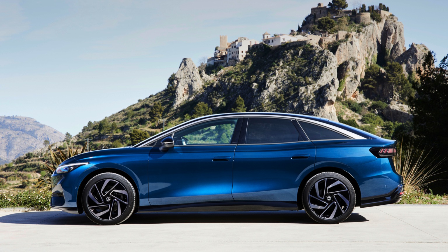 Vehicle Feature Picture