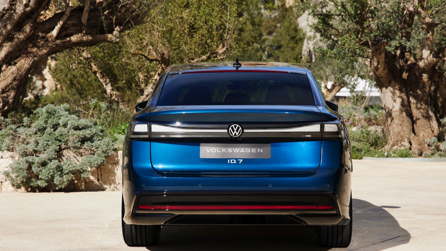 Vehicle Feature Picture