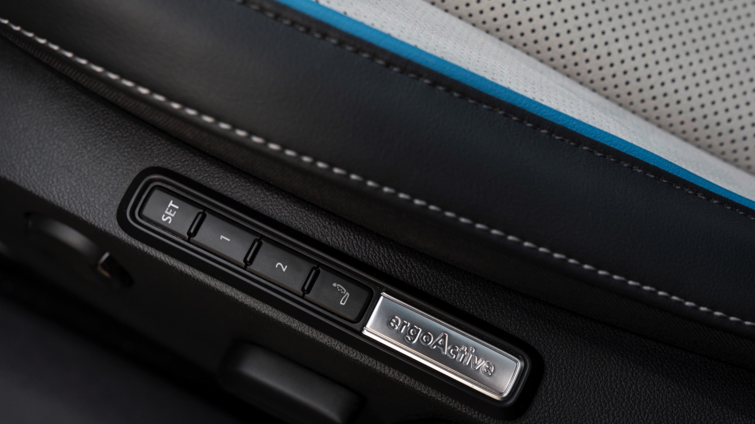 Vehicle Feature Picture