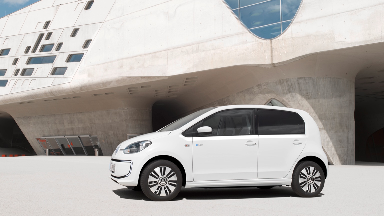 Vehicle Feature Picture