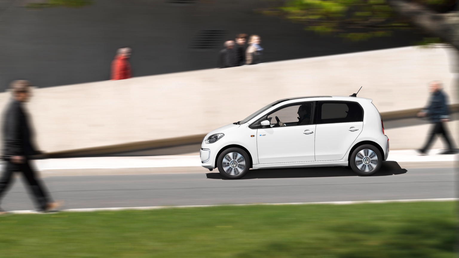 Vehicle Feature Picture