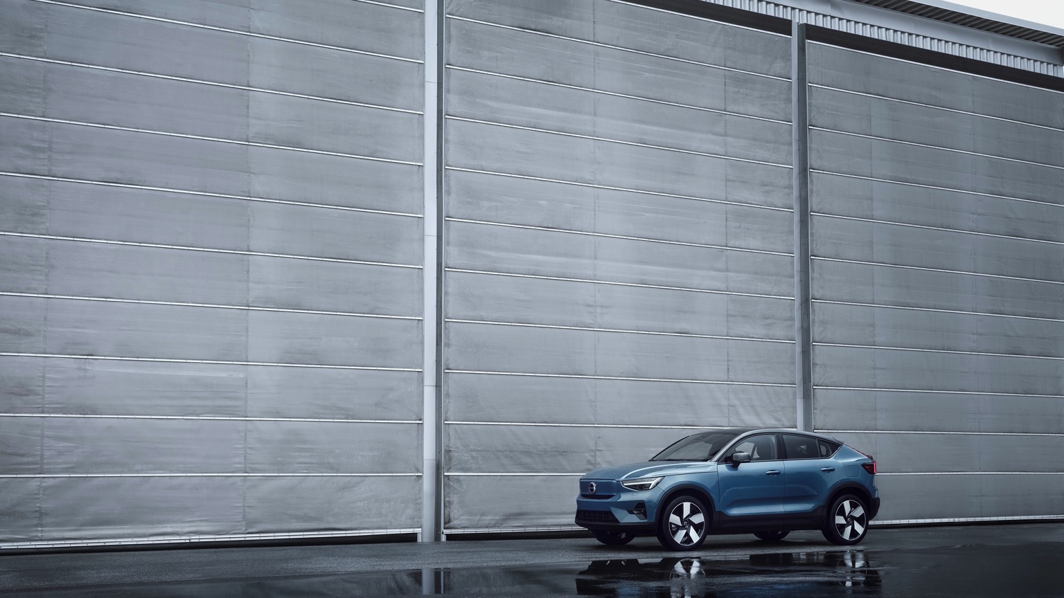 Vehicle Feature Picture