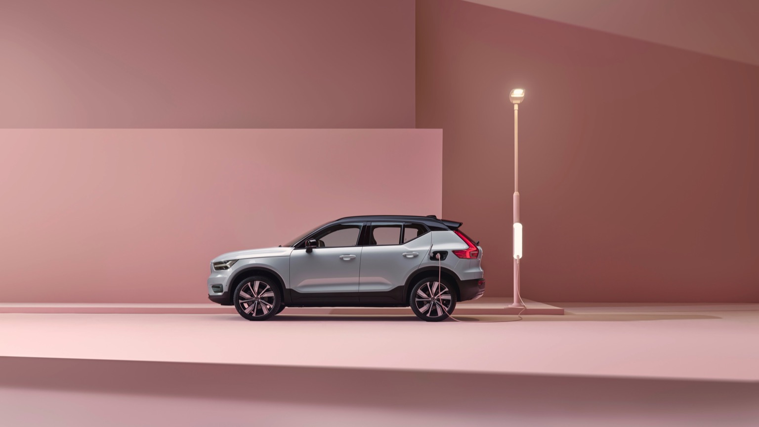 Vehicle Feature Picture