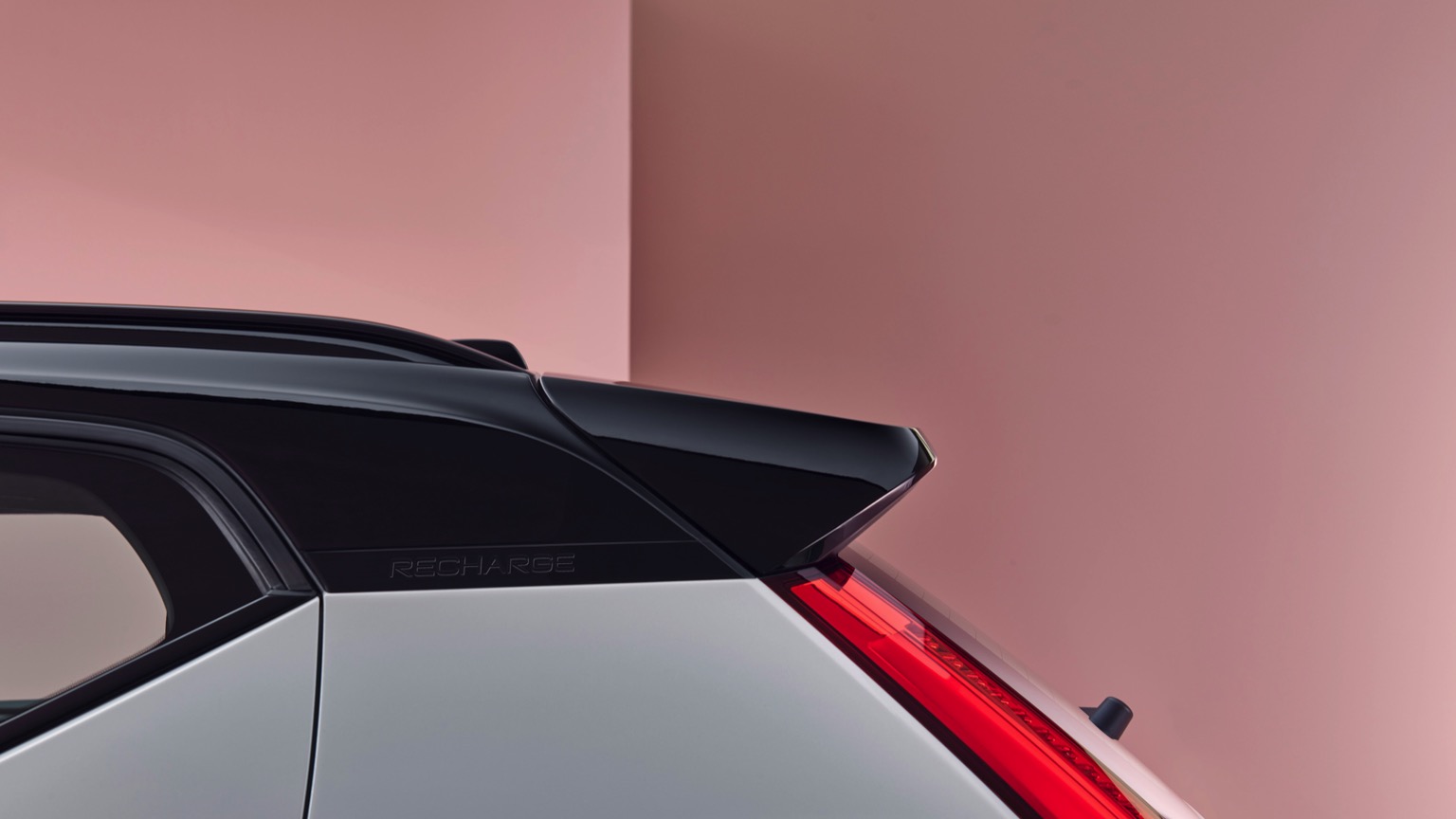 Vehicle Feature Picture