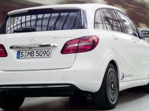 Compatible with all Mercedes electric and plug-in hybrids