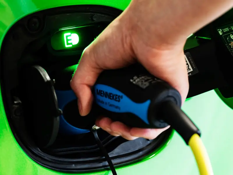 Electrify your Smart with a Pod Point