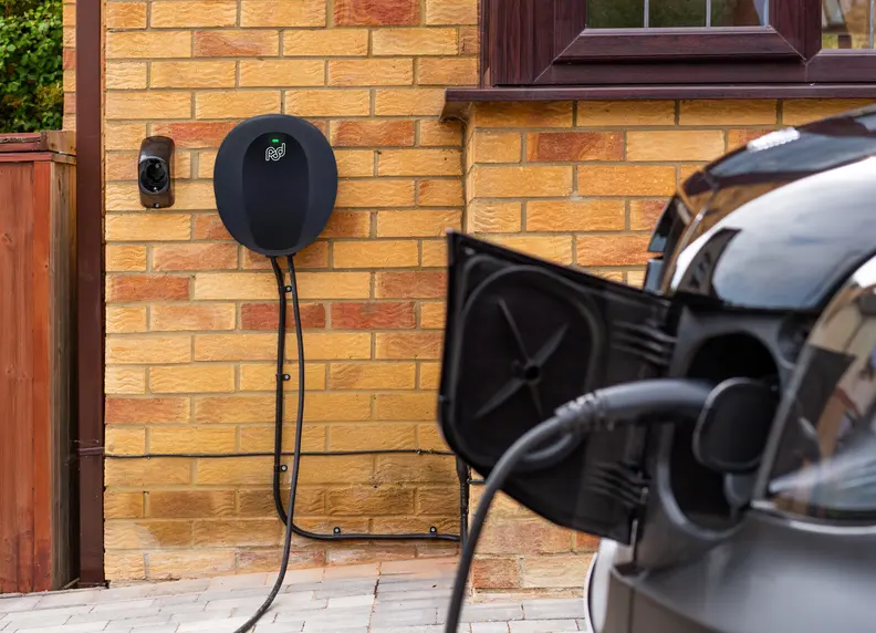 pod charger with trunking