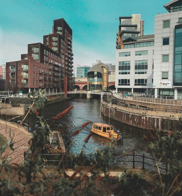 leeds-canal-street.jpg