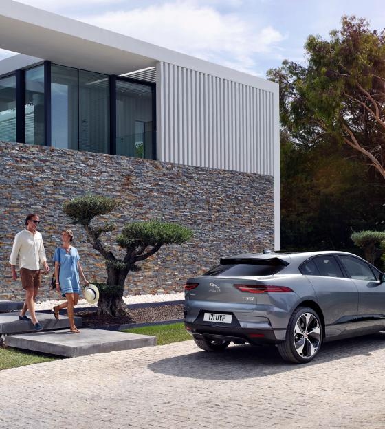 Jaguar_I-Pace-20@2x_1.jpg